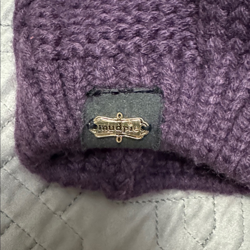 Beanie - Picture 2 of 3
